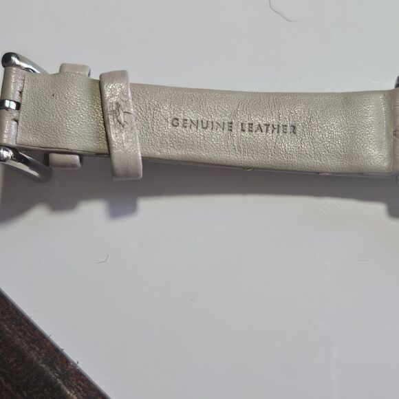 *Sale* Kate Spade 1YRU0784 Silver Dial Leather Strap Watch Needs New Battery main image 4